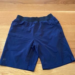 Men’s M Navy Fabletics lined athletic shorts